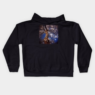 Lomography film photo of a frosty tree against a clear blue sky. Kids Hoodie